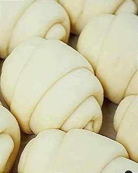 Resep Roti Susu Kental Manis atau Chigiri Condensed Milk Bread Empuknya Berhari - hari Resep Roti Susu Kental Manis atau Chigiri Condensed Milk Bread Empuknya Berhari - hari